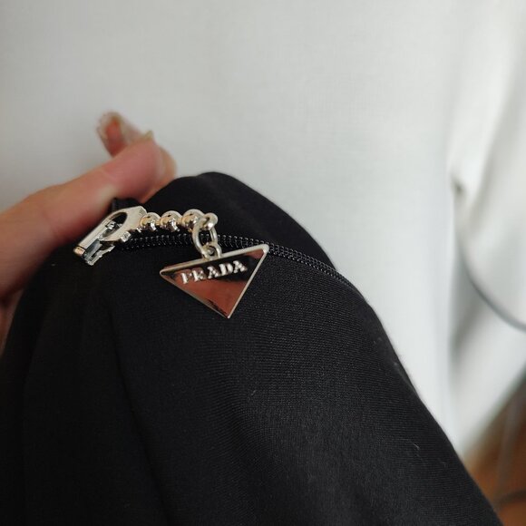 Black Long Sleeve Fitted Body Top - Picture 10 of 11